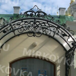 Кованый козырек в церковь ККЦ-4