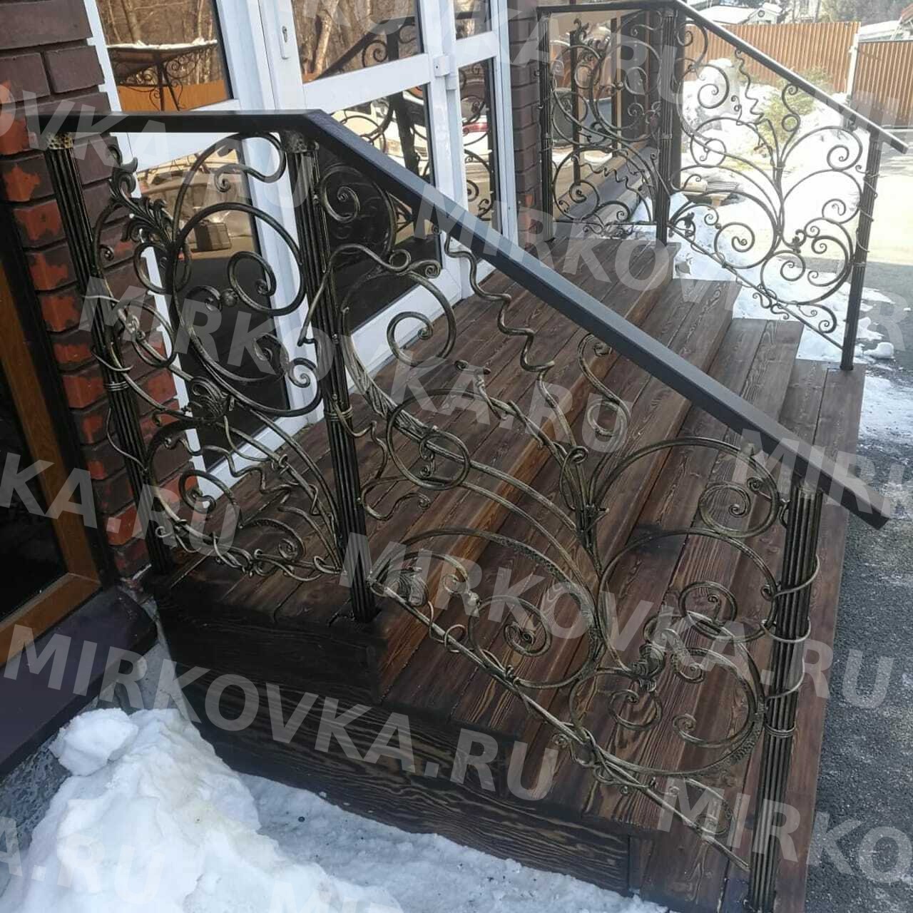 Крыльцо